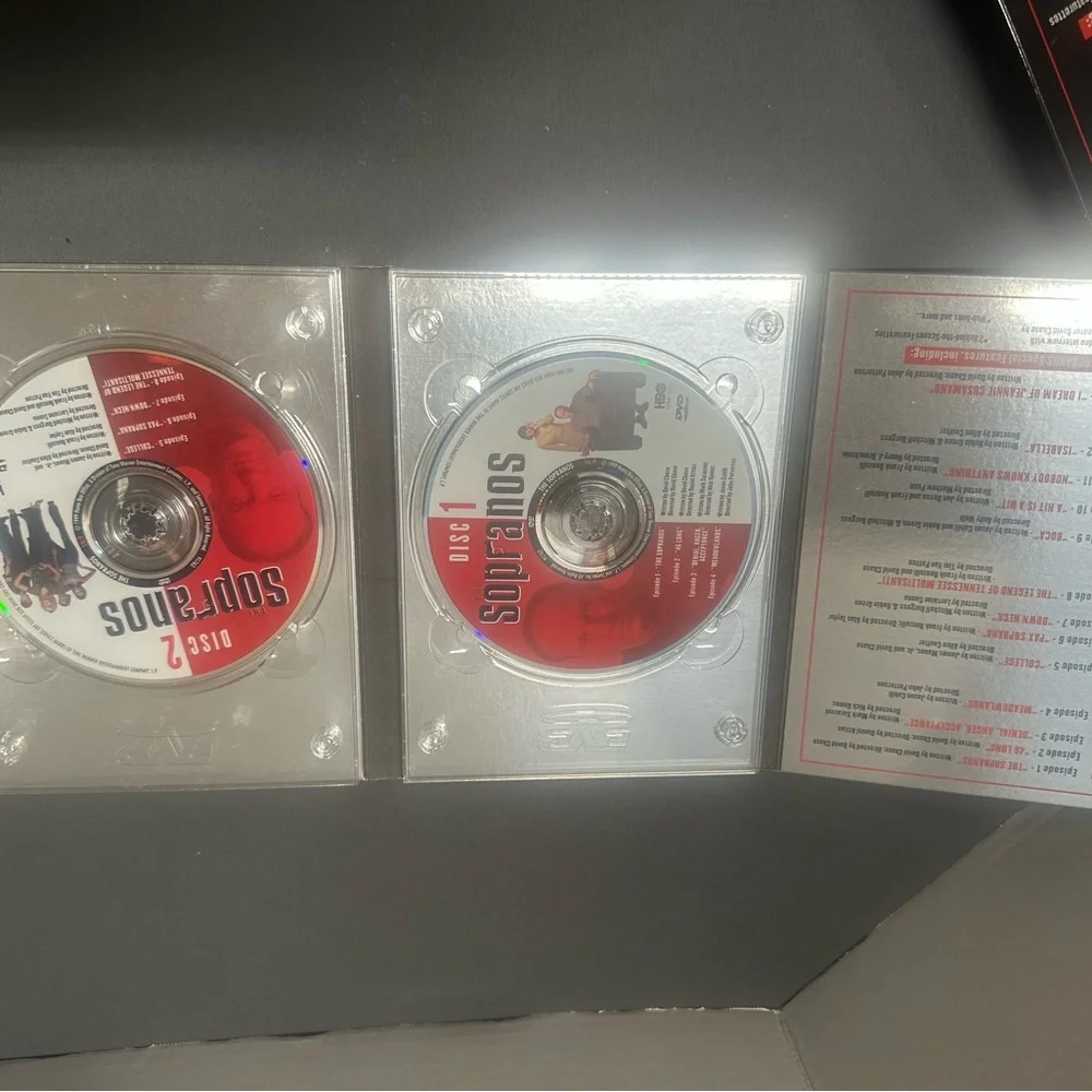 The Sopranos - The Complete First Season (DVD, 2000, 4-Disc Set, DVD Collection) - Picture 4 of 11